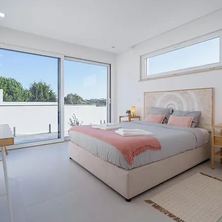 Gold With Ocean View, Jacuzzi And Private Pool Вилла Ribamar (Lourinha)